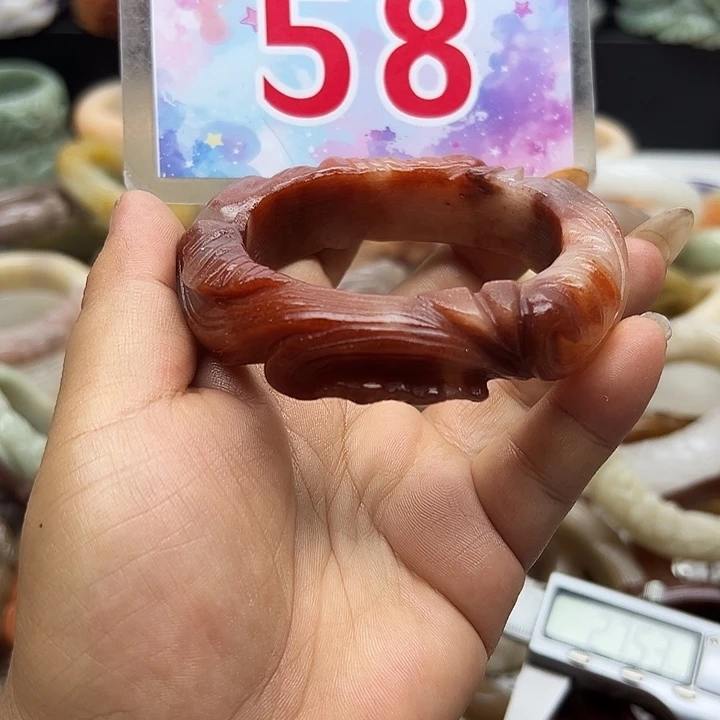 石英岩玉手镯未镶嵌