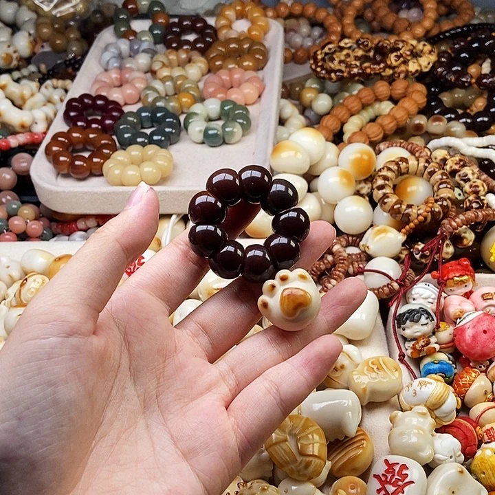 芭***琦吊坠菩提根/象牙果19