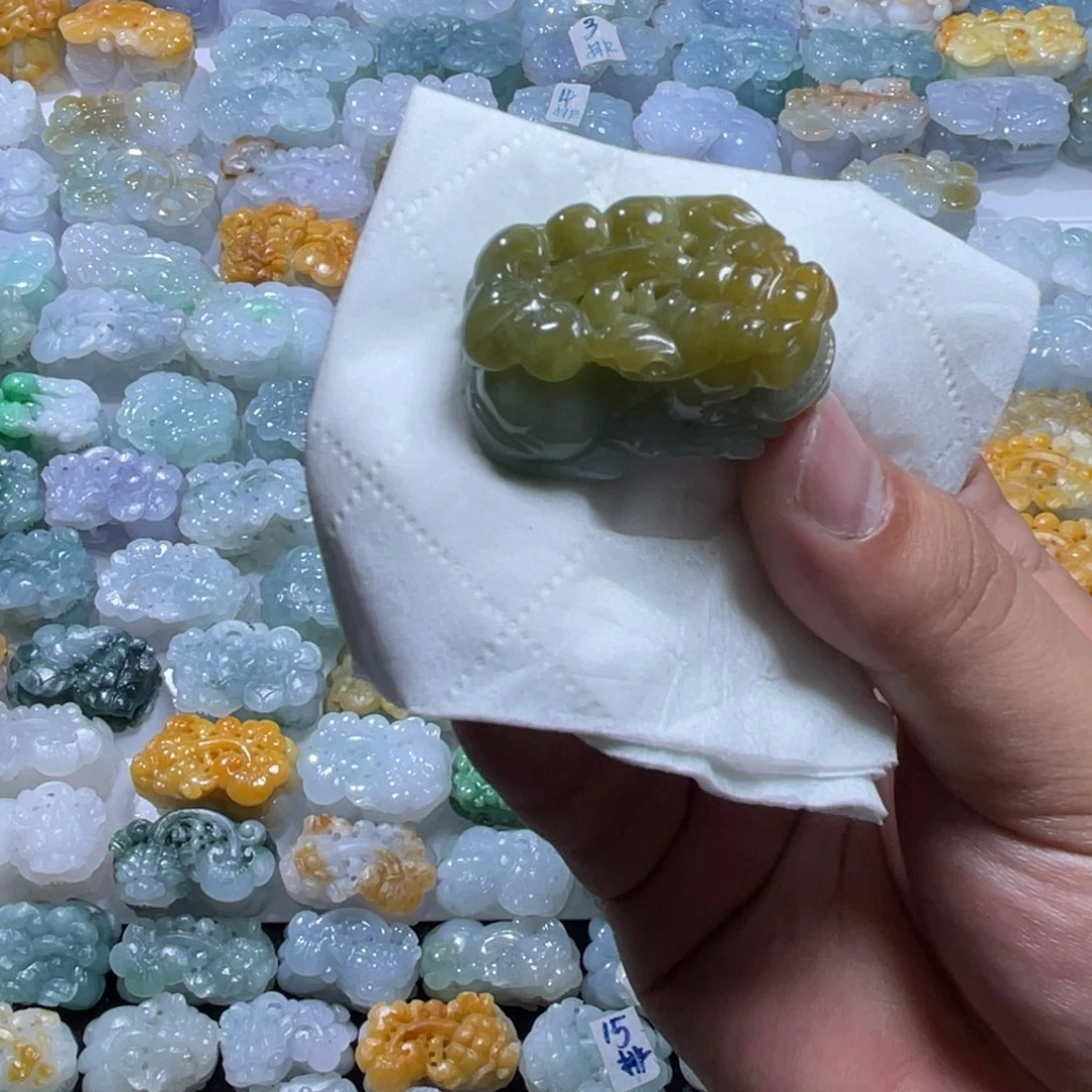 翡翠未镶嵌颈饰天然