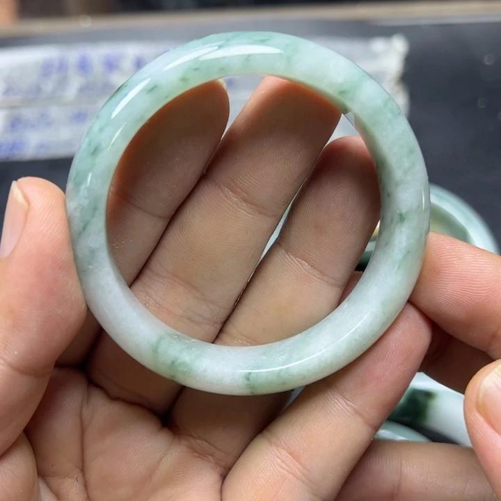 简***单未镶嵌定制翡翠翡翠