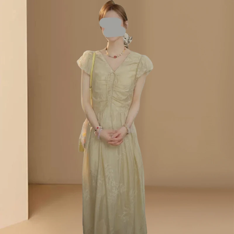 2025新款夏季流行爆款独特漂亮绝美森系清纯掐腰简单大方连衣裙