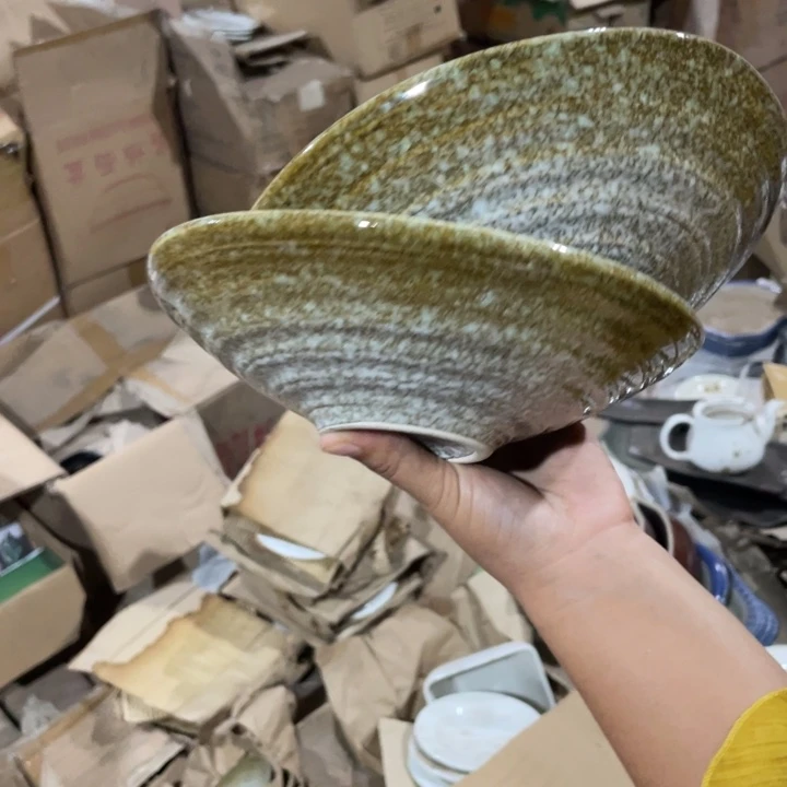 摆件陶瓷盘子碗都有便宜