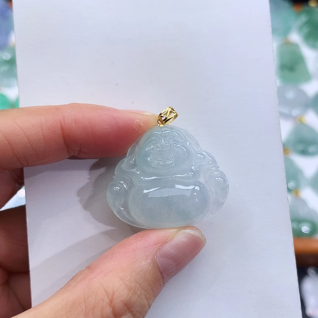 翡翠18K金镶嵌颈饰翡翠吊坠