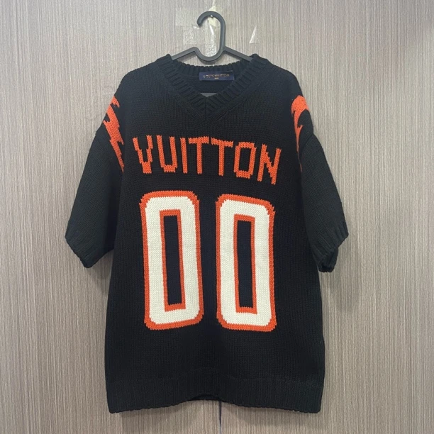 99新 LV 99新Louis Vuitton Lv毛衣短袖 尺码：M