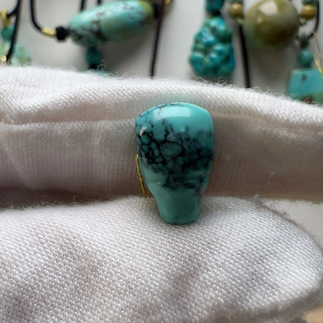 绿松石未镶嵌配饰直径8.6