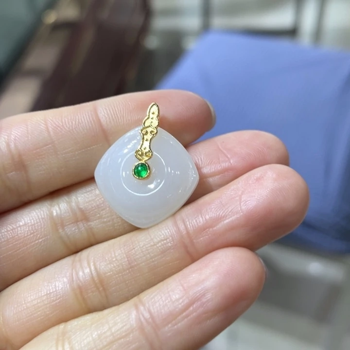 和田玉银S925镶嵌颈饰