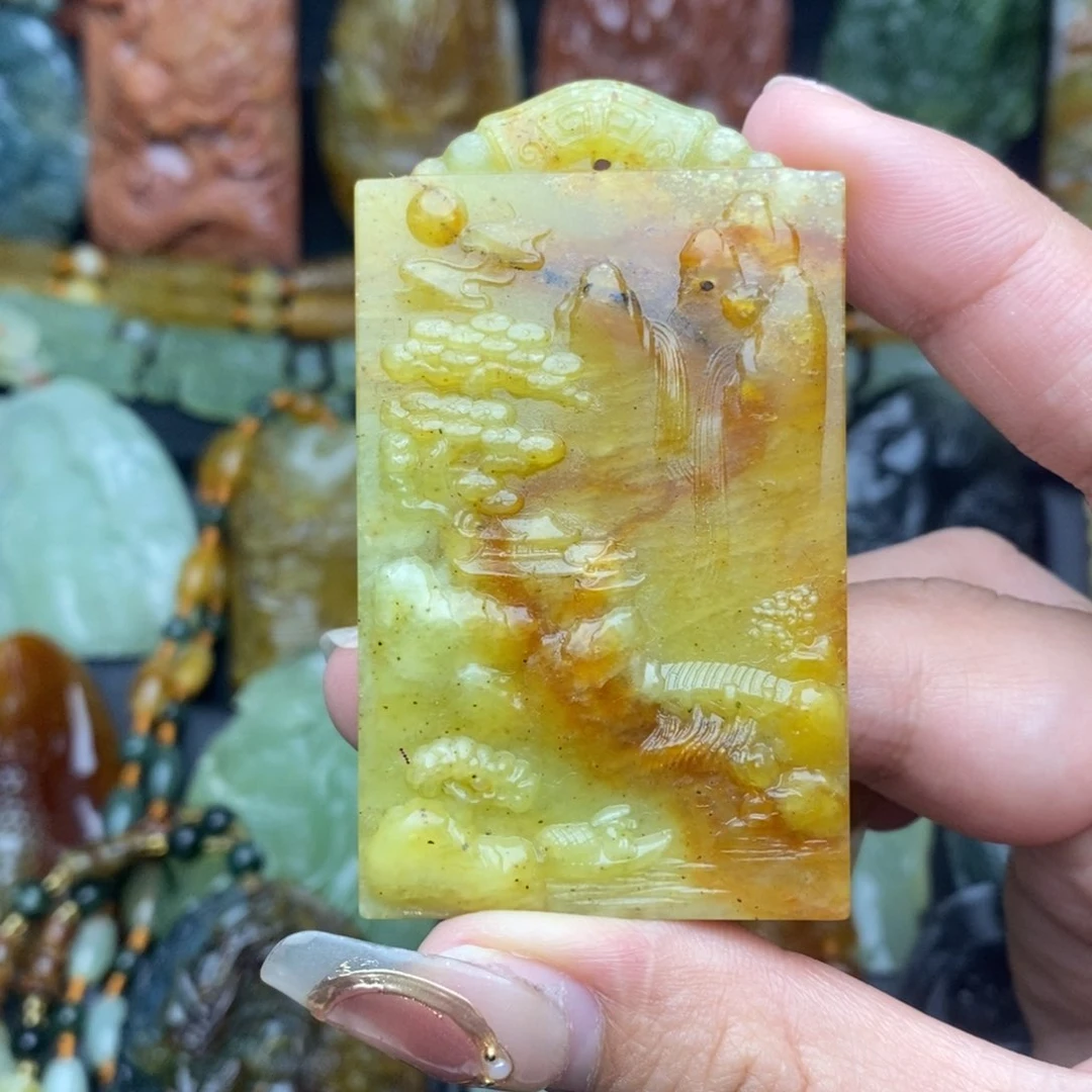 蛇纹石玉未镶嵌颈饰