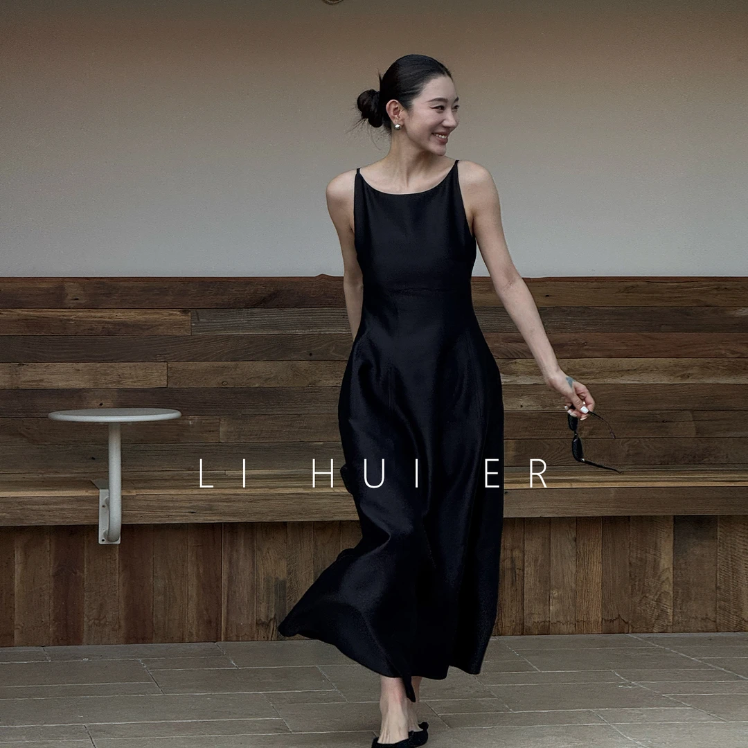 LiHuiEr李慧儿【波尔本夏夜】 夏款显瘦露背百搭连衣裙LL025422