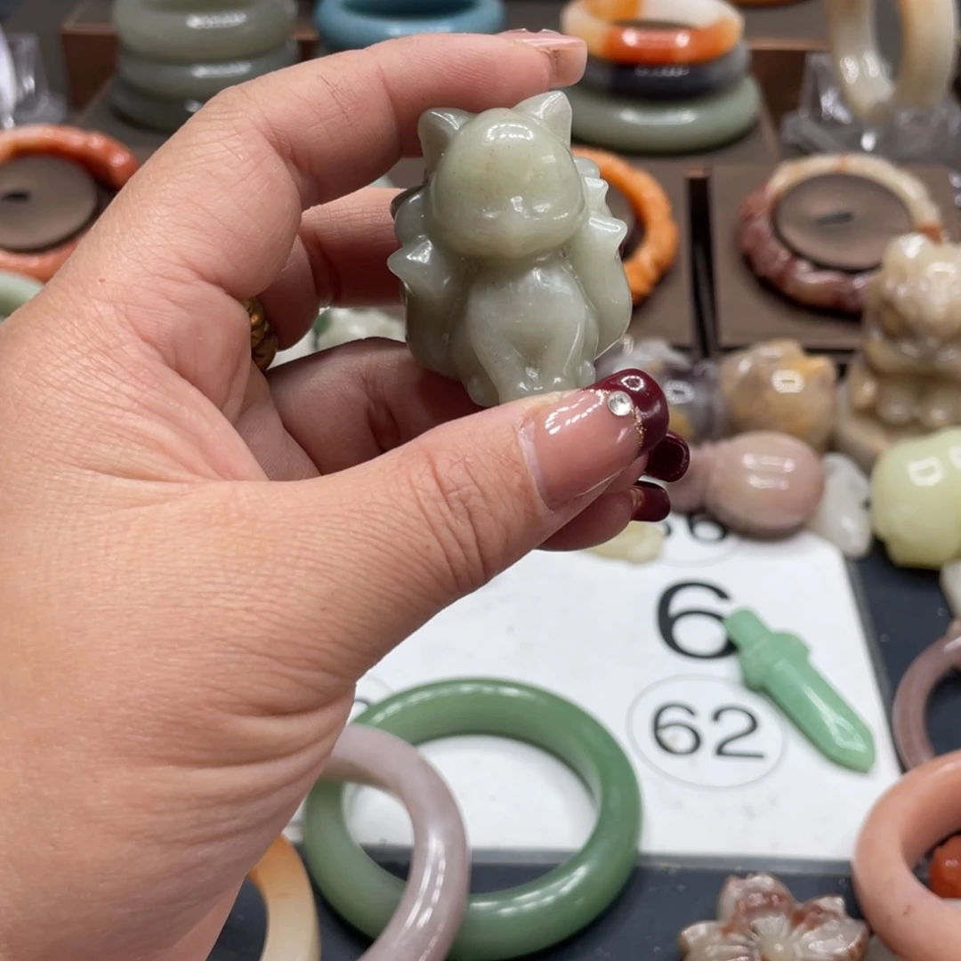 石英质玉手镯合金