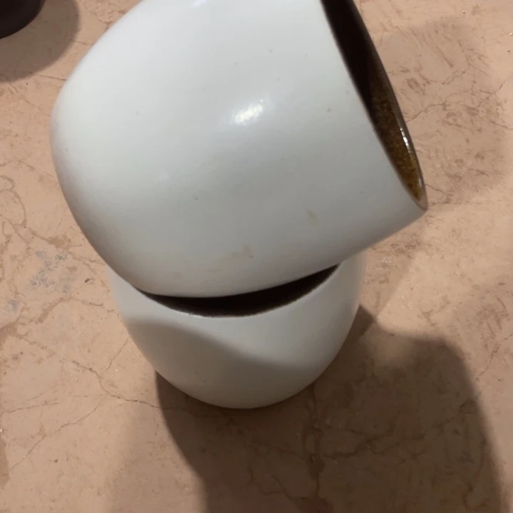 紫砂花盆口径20高度20两只小瑕疵