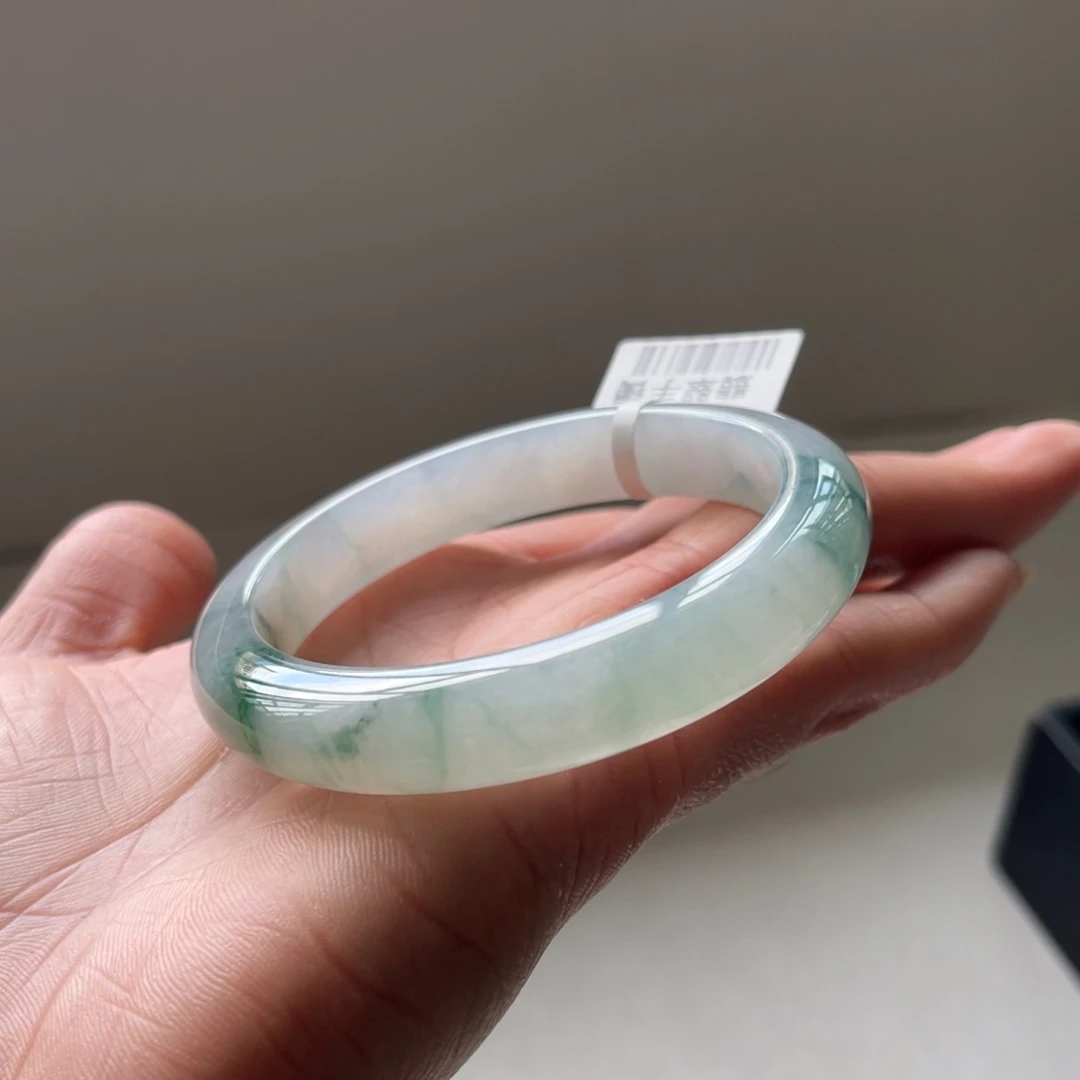 未镶嵌手镯翡翠55圈三天鉴赏期