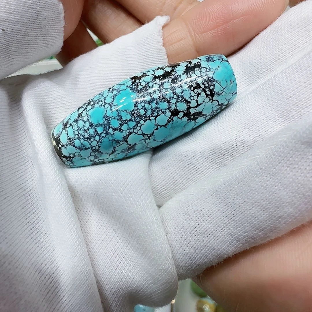绿松石未镶嵌原矿绿松石