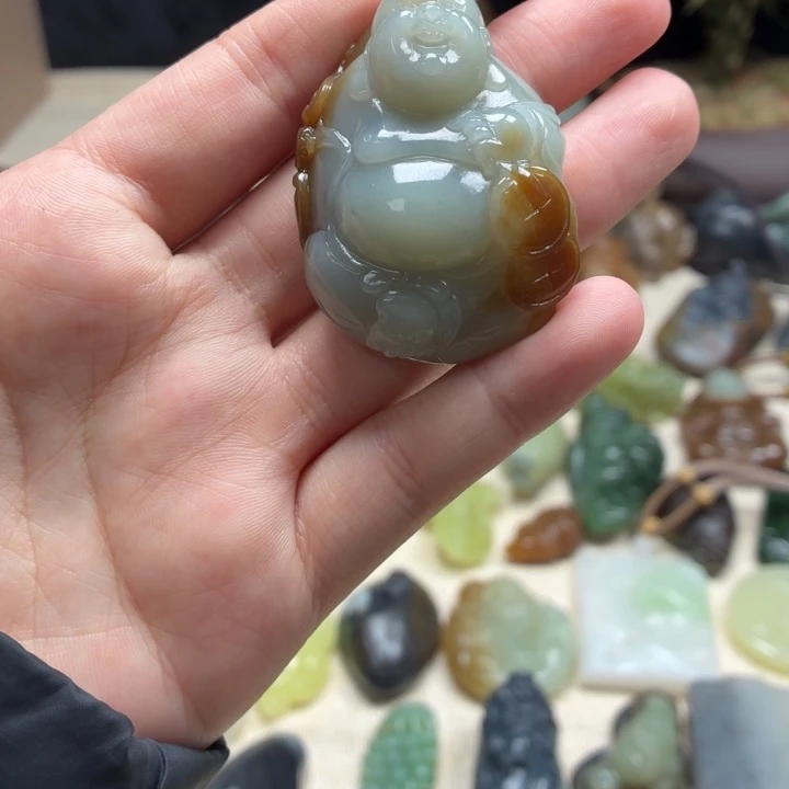 和田玉（糖玉）未镶嵌颈饰