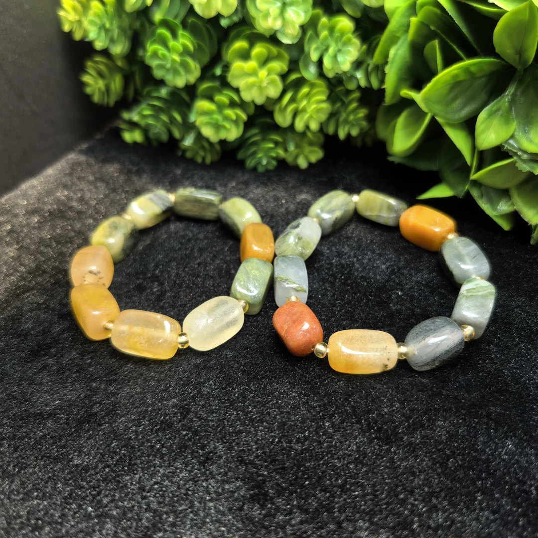 C11050七彩天山寒冰石英岩玉手串-多样性发货只发一件