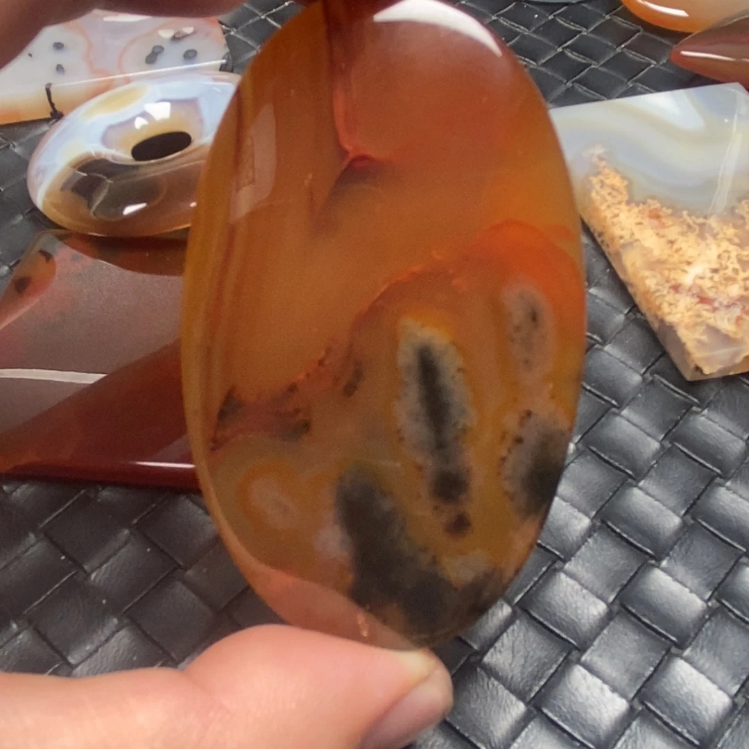 玛瑙/玉髓未镶嵌颈饰