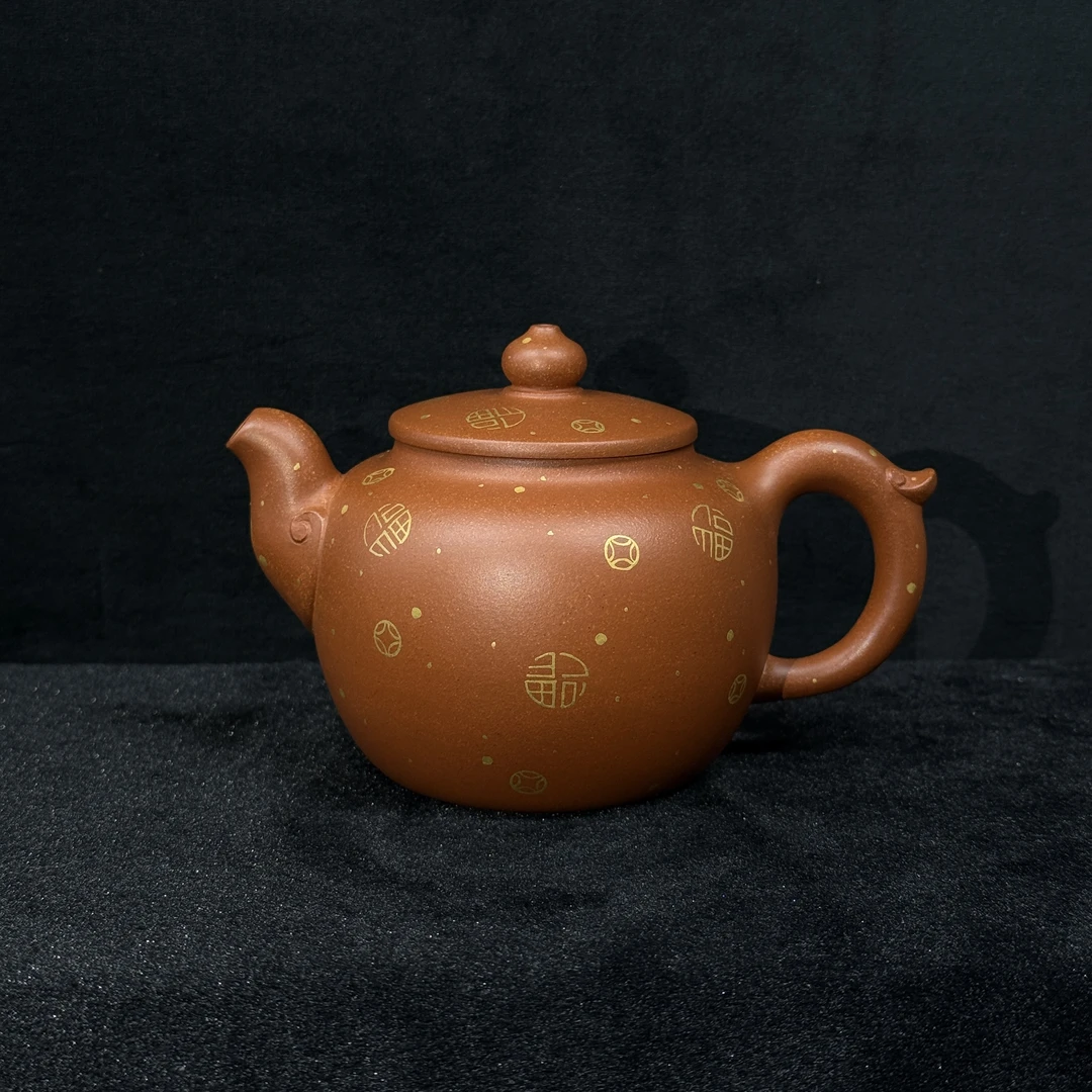10/FHJ034/范海军/紫砂壶称心如意/红降坡