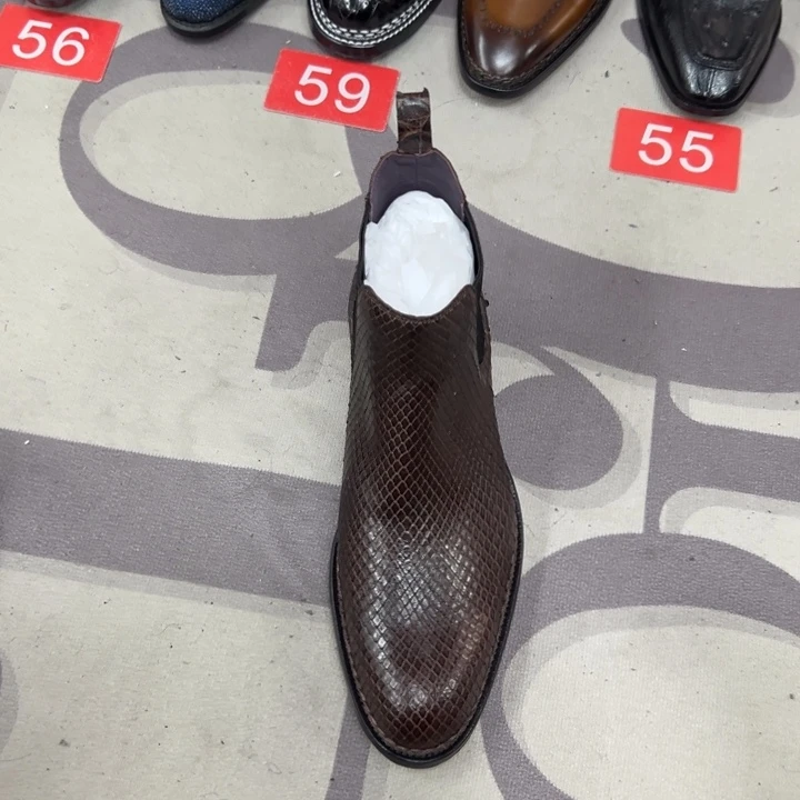 可***以蟒皮（革）全蟒蛇皮实物