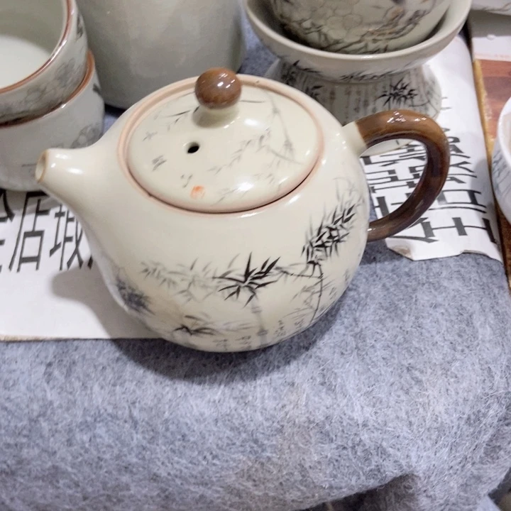 摆件茶具微瑕，介意勿拍