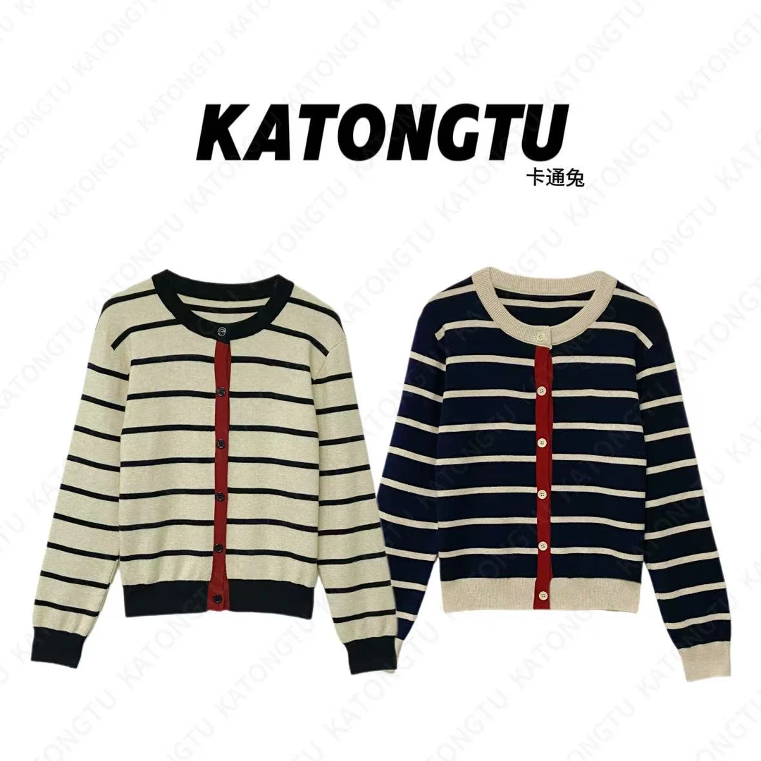 KATONGTU/卡通兔【秋季新品】简约纯色小马刺绣条纹外套女DM2508012