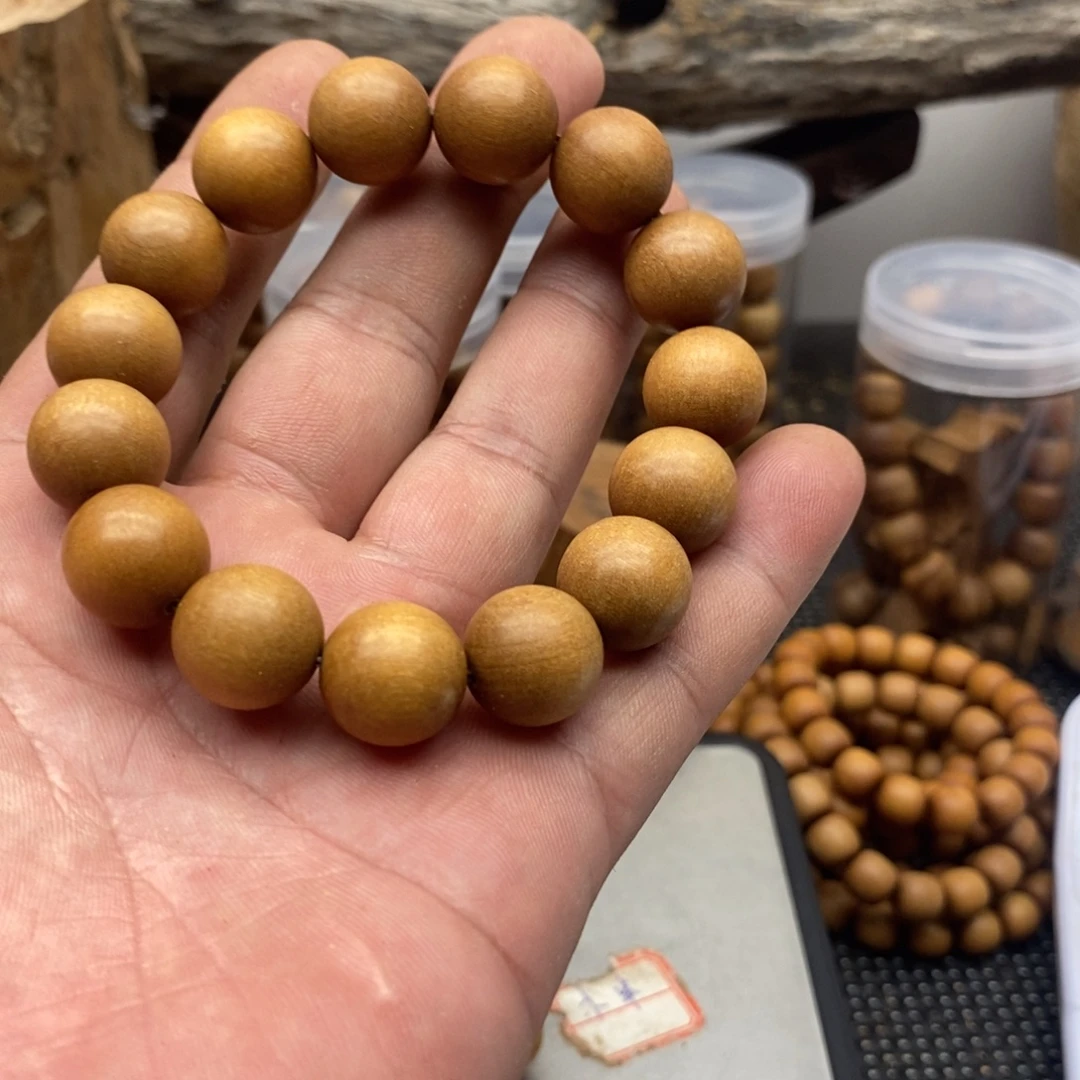 木老山檀香1.5偏区木串