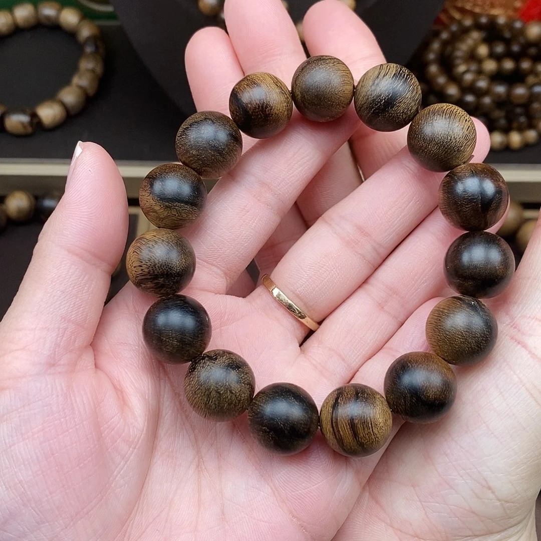 沉香手串风*越南芽庄白棋楠虎皮缨子瘤疤沉水