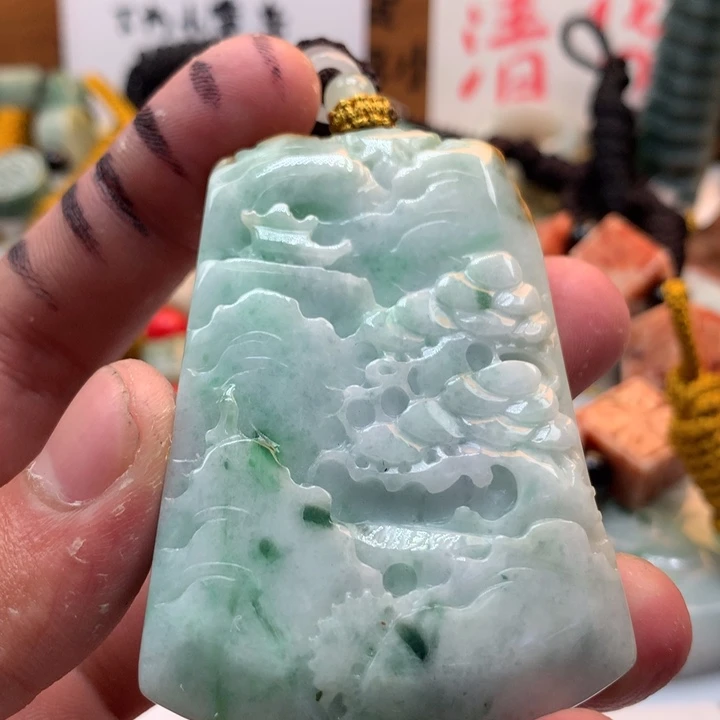 翡翠未镶嵌颈饰保真天然a货翡翠