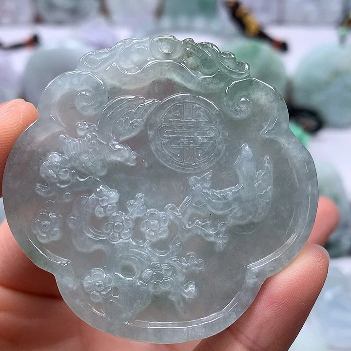 翡翠未镶嵌颈饰鸟语花香喜上眉梢如意锁