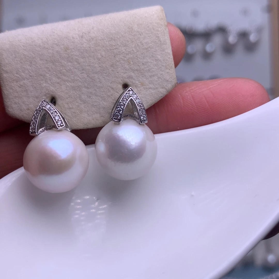 未镶嵌耳饰淡水珍珠