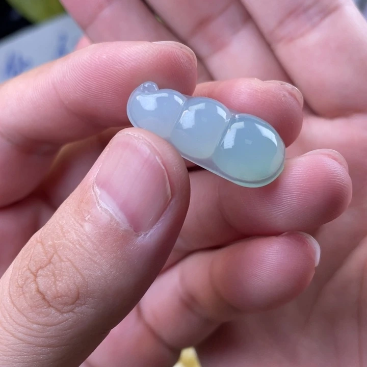 颈饰未镶嵌翡翠福豆