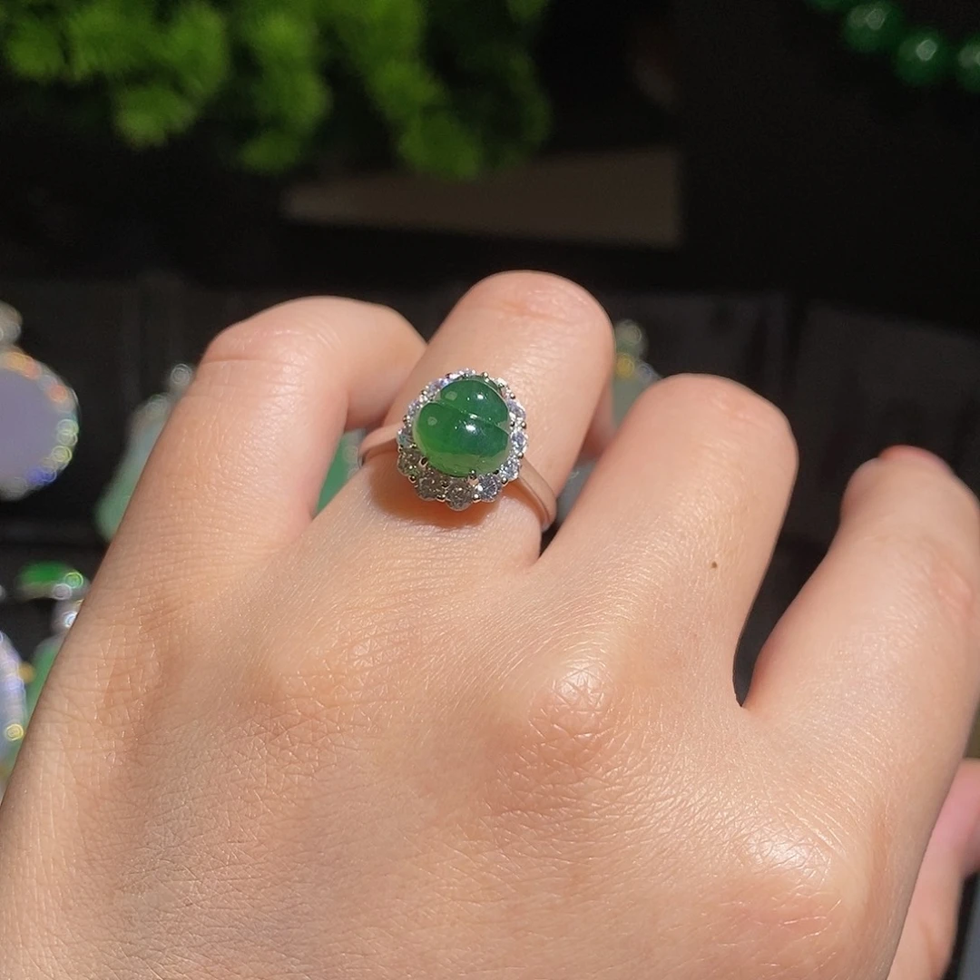 翡翠戒指银S925镶嵌天然翡翠
