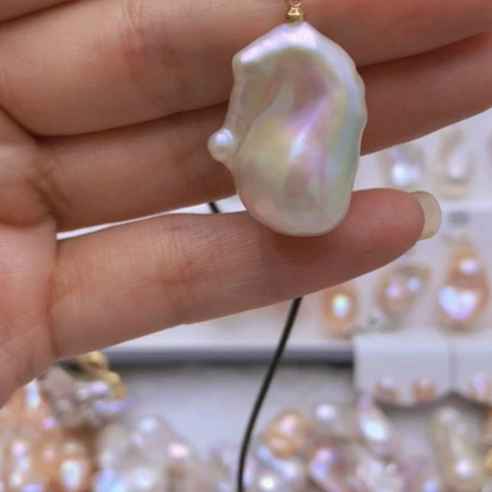 颈饰未镶嵌淡水珍珠