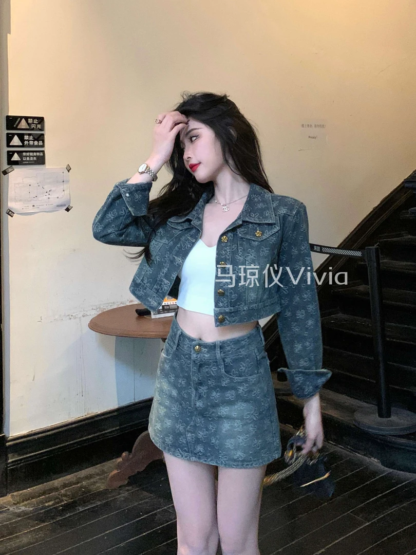 【vivi】提花工艺小香洗水牛仔套装2627