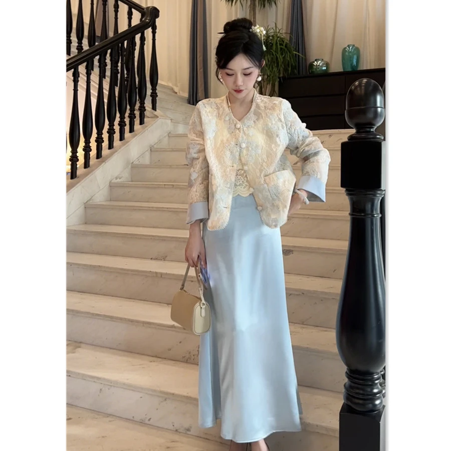 新中式国风女装外套女2025新款轻奢钉珠刺绣上衣半裙套装