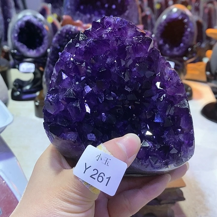 水晶摆件未镶嵌摆件