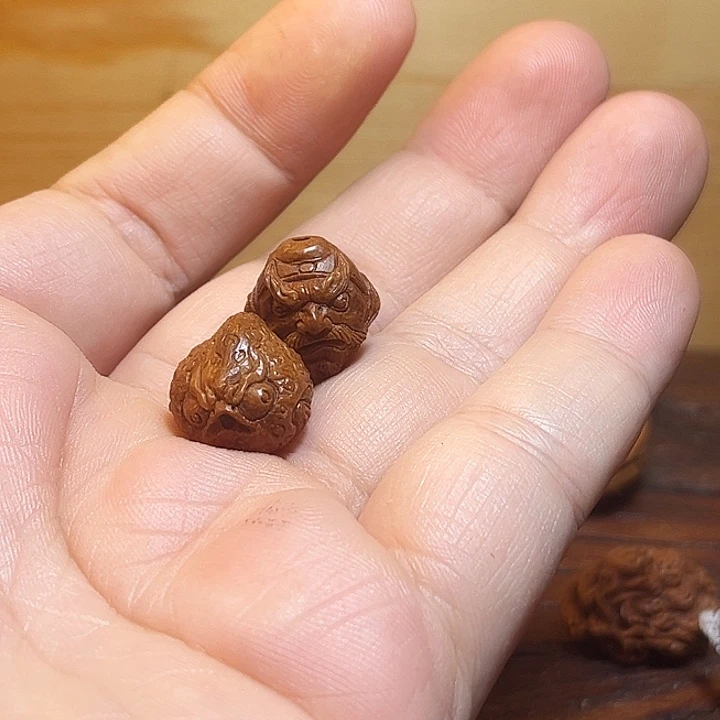 七***六核桃手串/手链桃核雕刻钟馗头