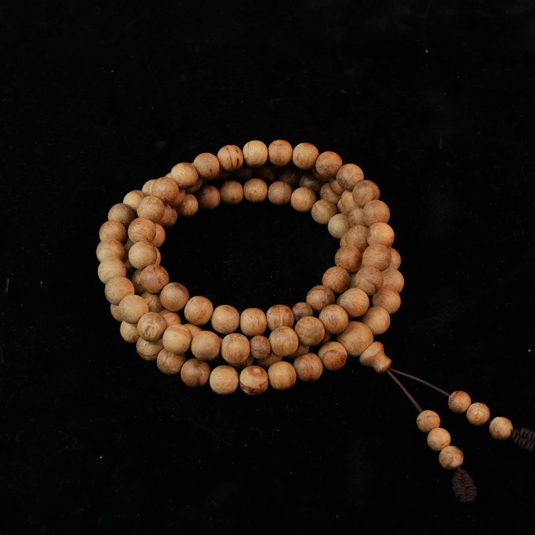 A5044 文莱沉香红油软丝老料念珠 0.83cm 15.73g