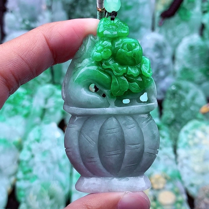 翡翠吊坠(不含链)未镶嵌