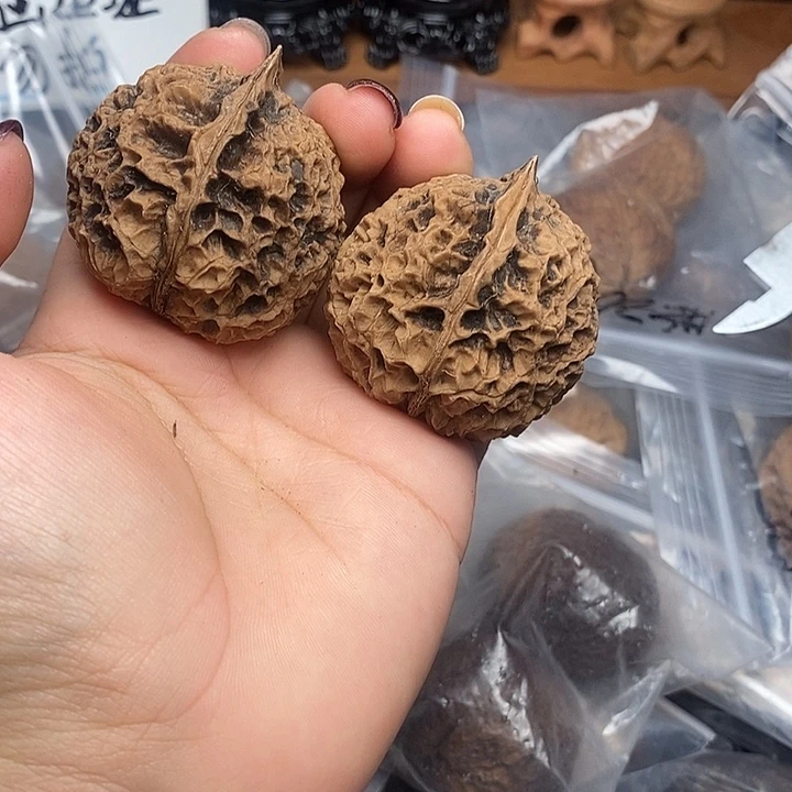 文玩核桃把件57号43mm