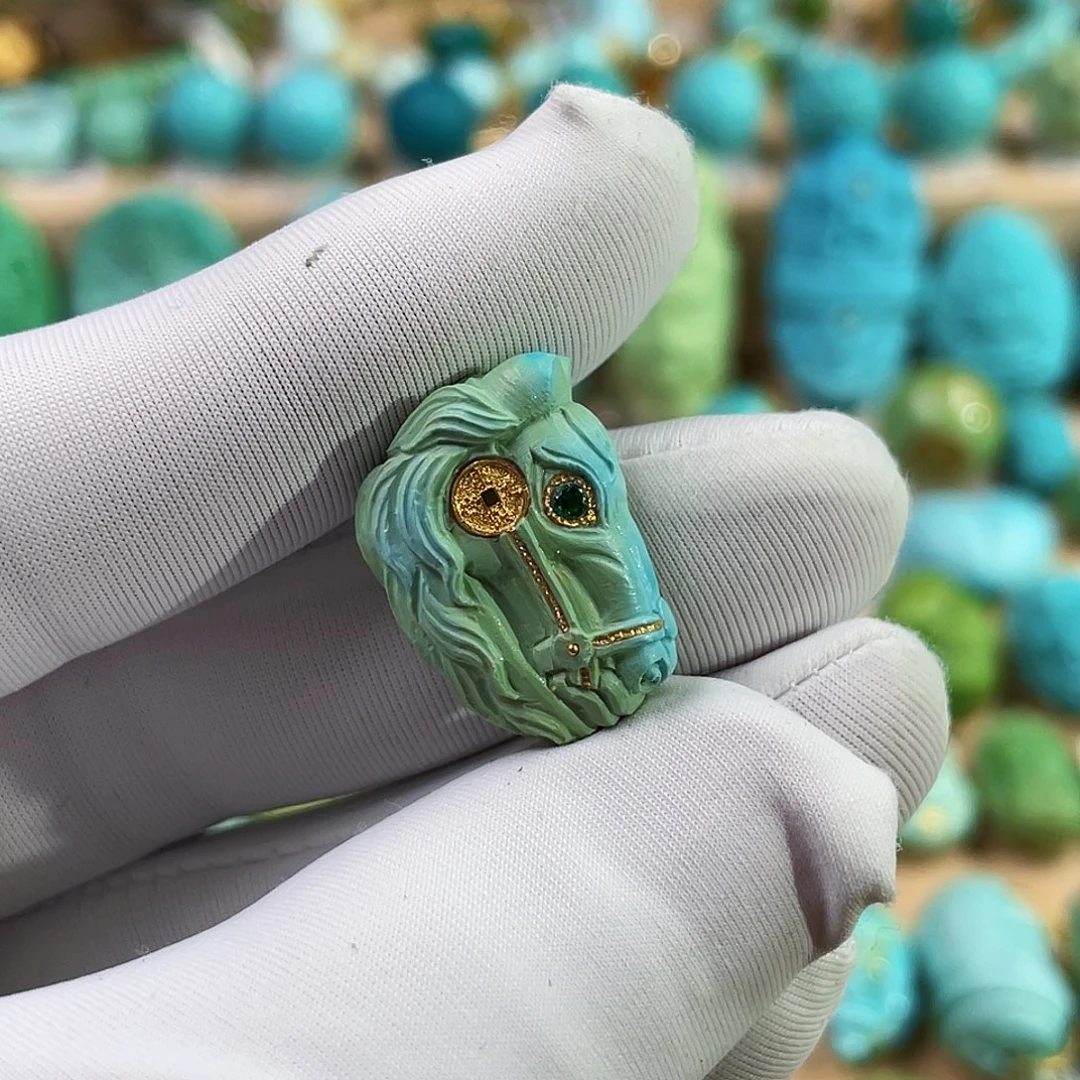 绿松石未镶嵌珠宝奇石