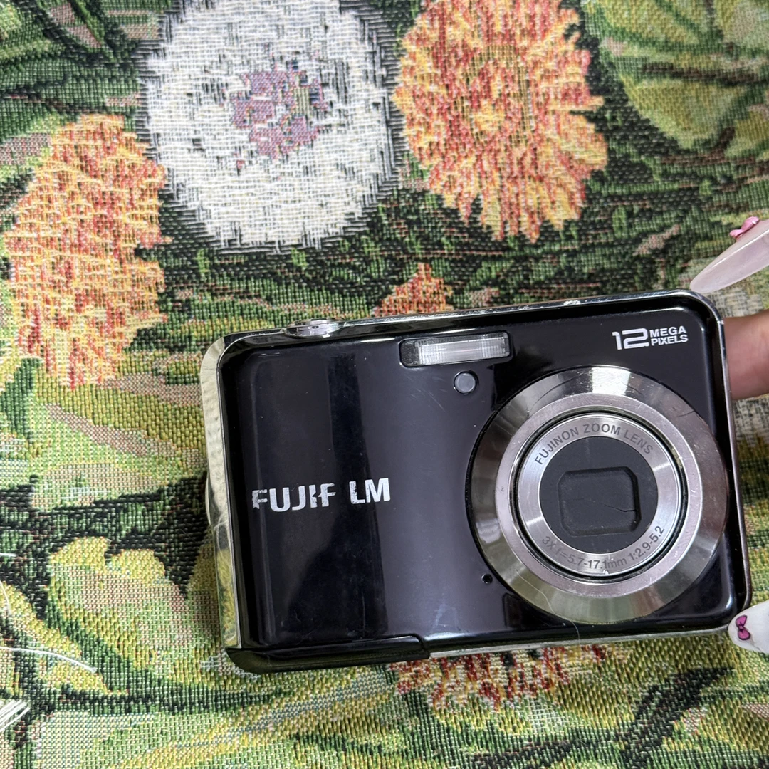 8新 Fujifilm/富士 富士av105 成色一般 色彩浓郁复古 No退No换