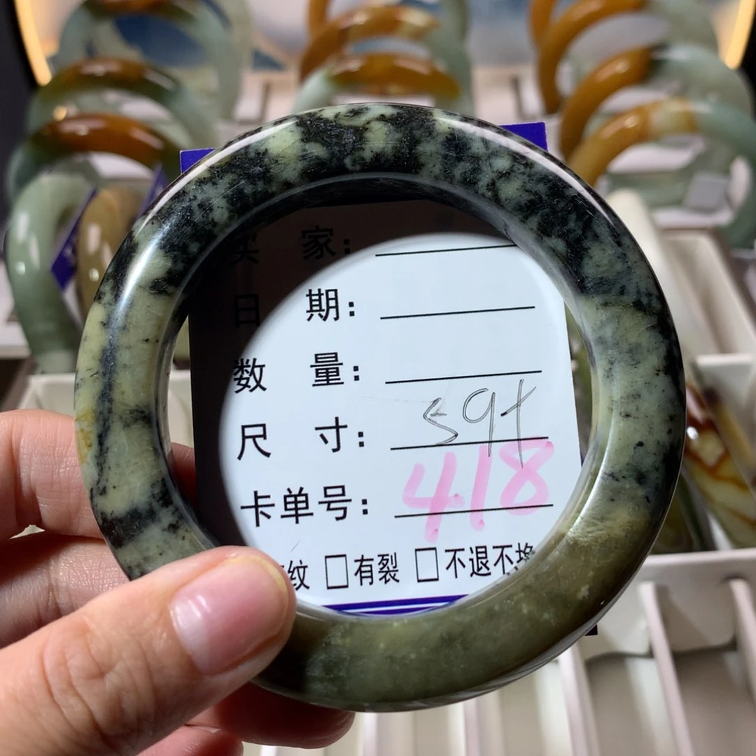 【闪购商品】蛇纹石玉手镯未镶嵌