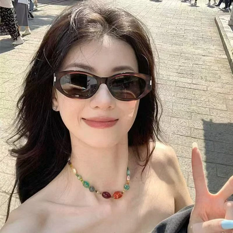 复古茶墨色可可镜 猫眼框型三色