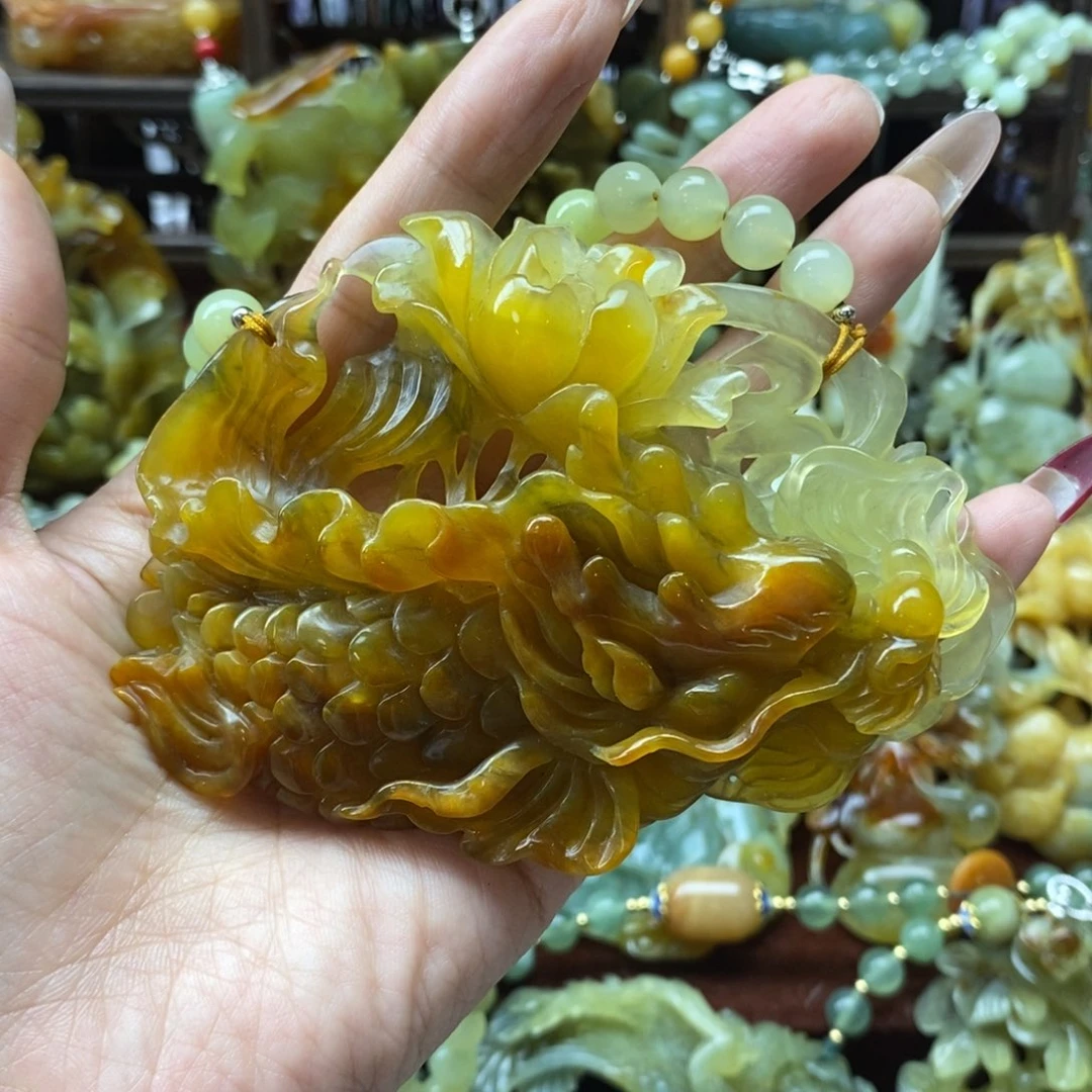 蛇纹石玉挂件未镶嵌快**福