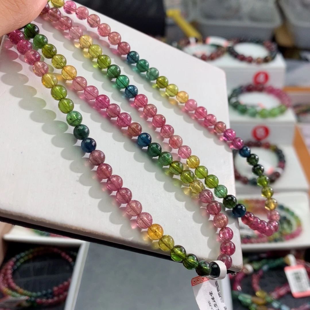 碧玺手链未镶嵌      5.4mm。