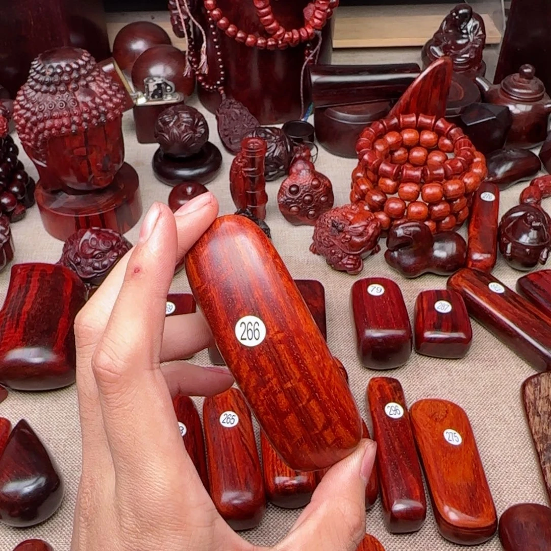 无***题檀香紫檀（小叶紫檀）