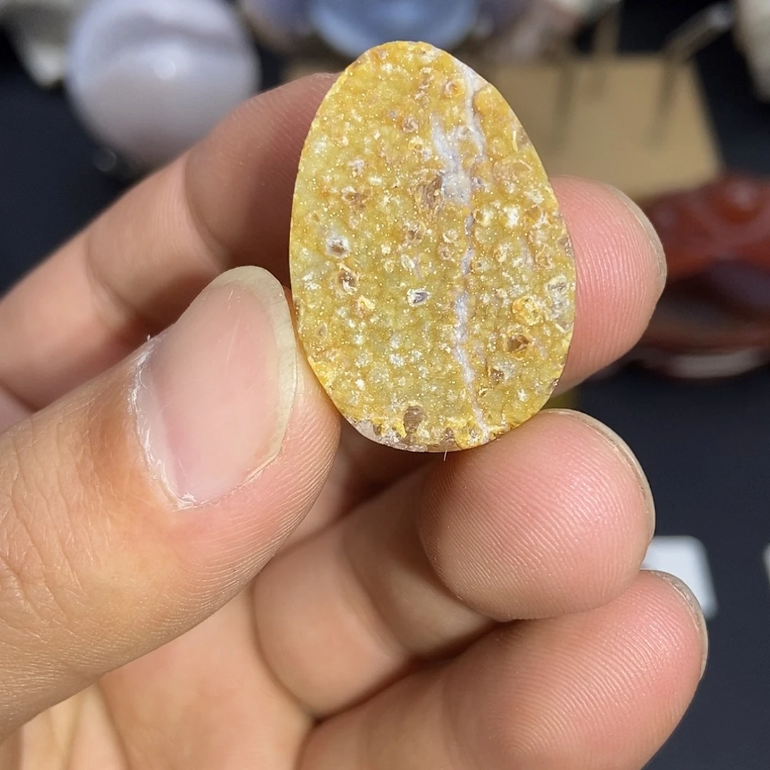 玛瑙/玉髓未镶嵌珠宝奇石