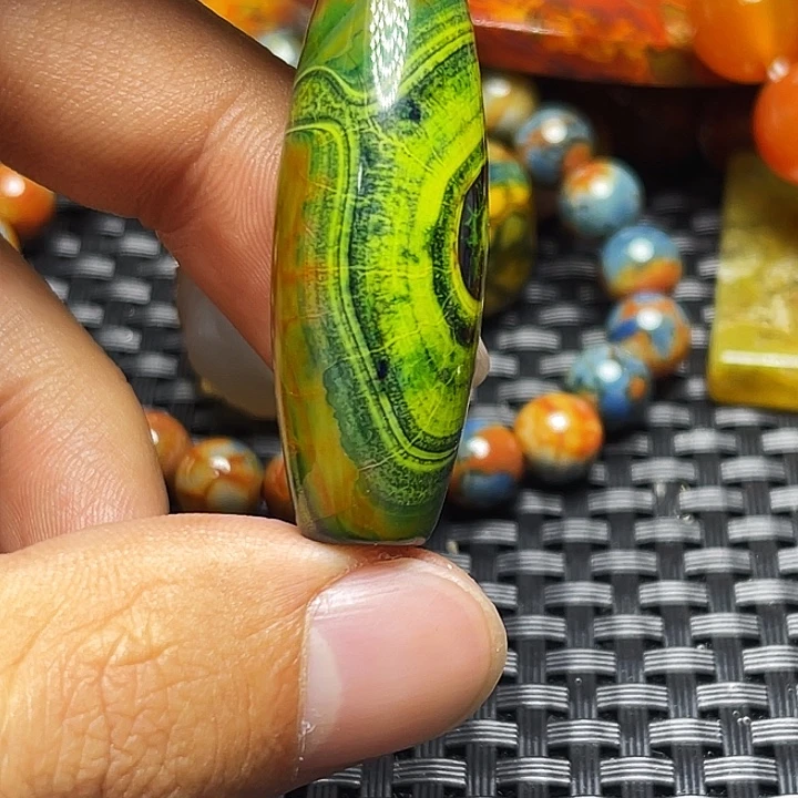 和***咚未镶嵌颈饰玛瑙/玉髓
