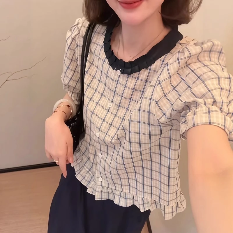 2025夏季新款女士法式木耳边格子短袖衬衫独特漂亮掐腰小衫上衣服