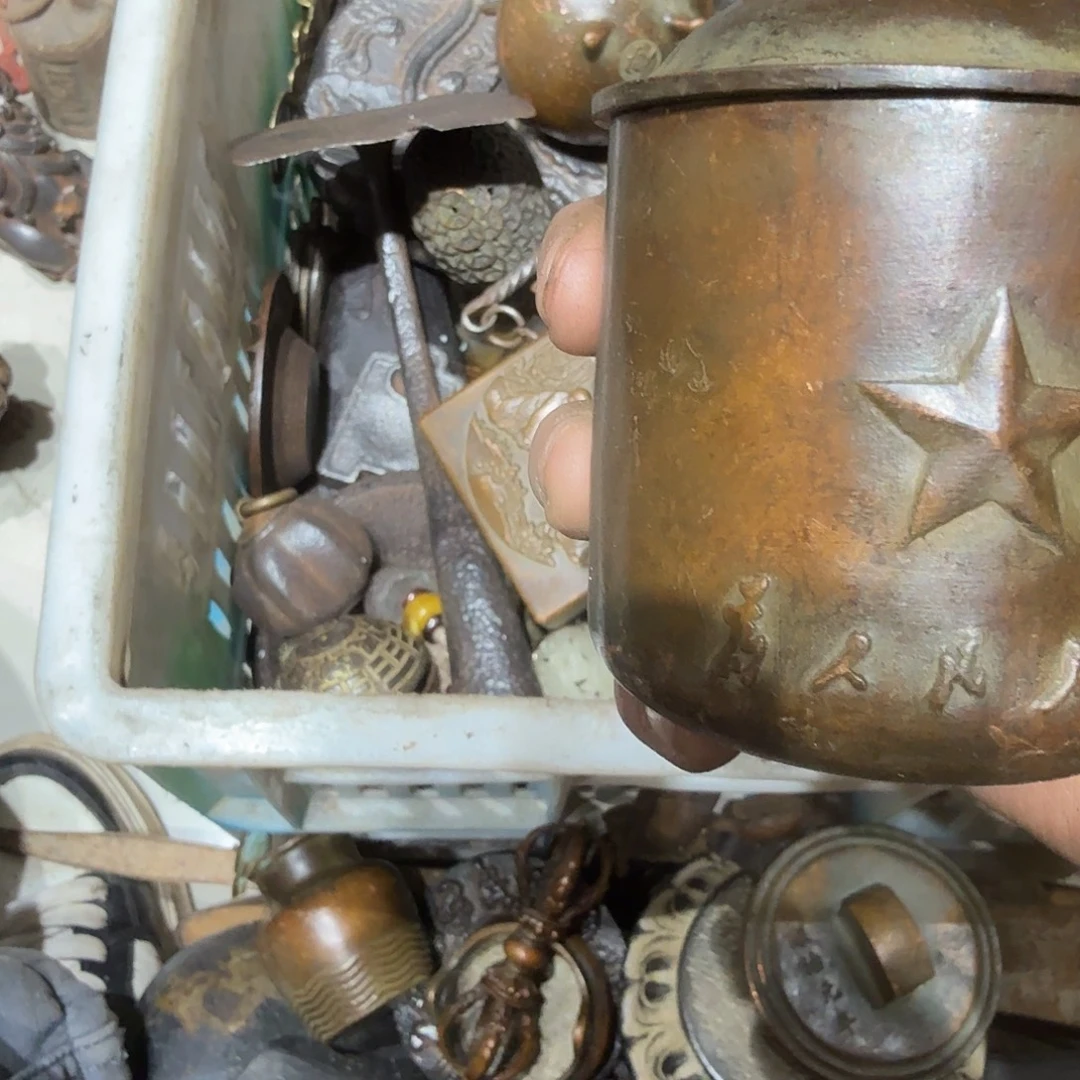 老***弟一物一图，工艺品。