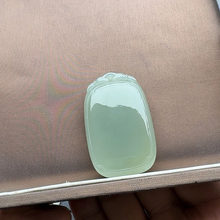 和田玉未镶嵌颈饰青海三岔河无事牌35